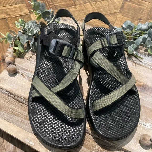 CHACO WOMEN’S GREEN STRAP SANDALS WOMEN’s 8 - Picture 3 of 8